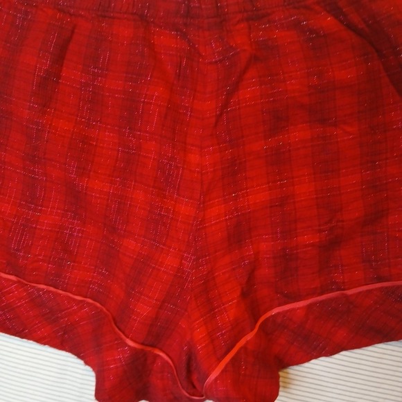 Victoria's Secret sleep Shorts Pajama Bottom Med Red Black Checkered Sleepwear - Picture 5 of 8